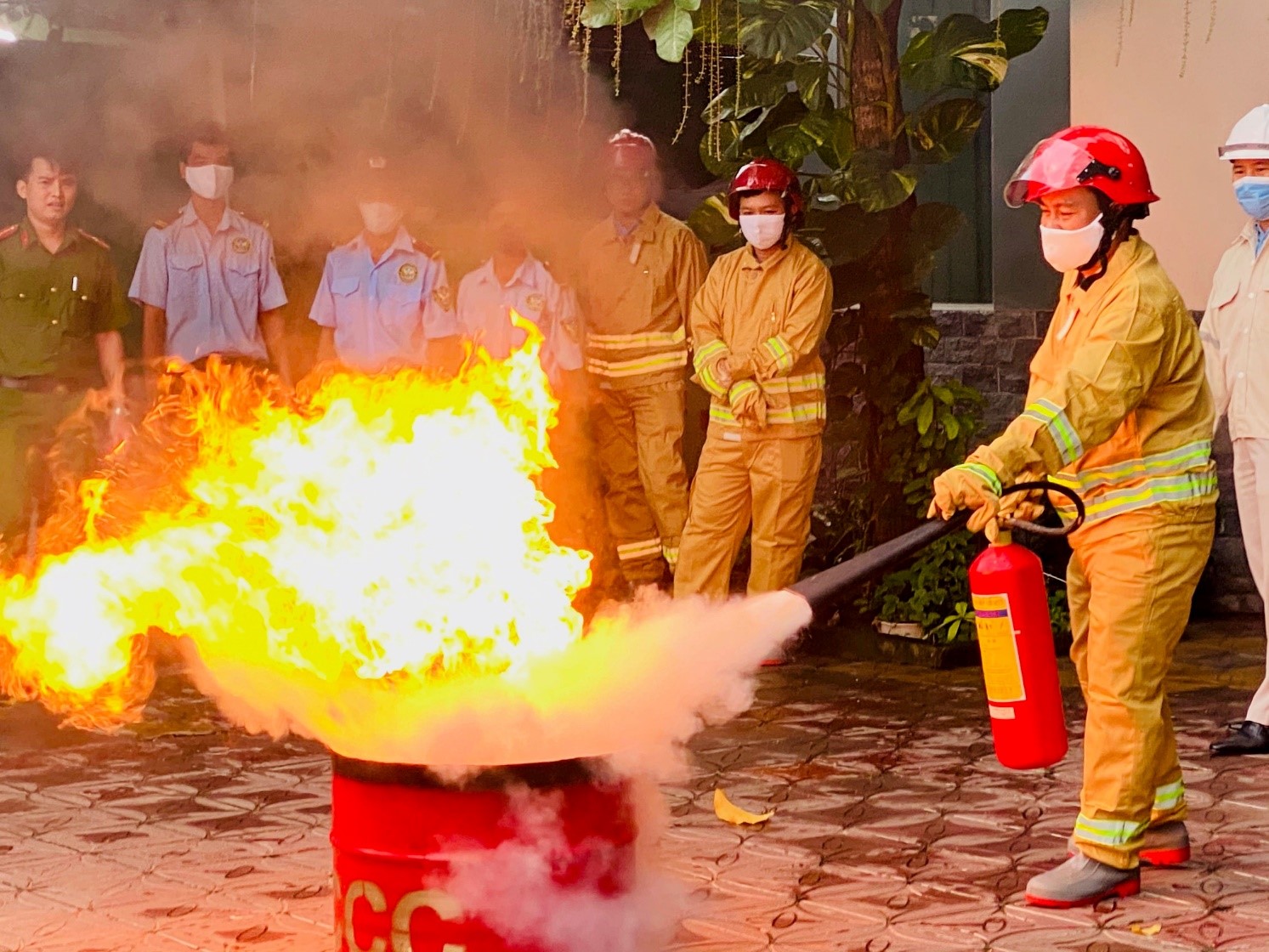 PSW TỔ CHỨC DIỄN TẬP PHƯƠNG ÁN PHÒNG CHÁY CHỮA CHÁY TẠI TRỤ SỞ VĂN PHÒNG CÔNG TY