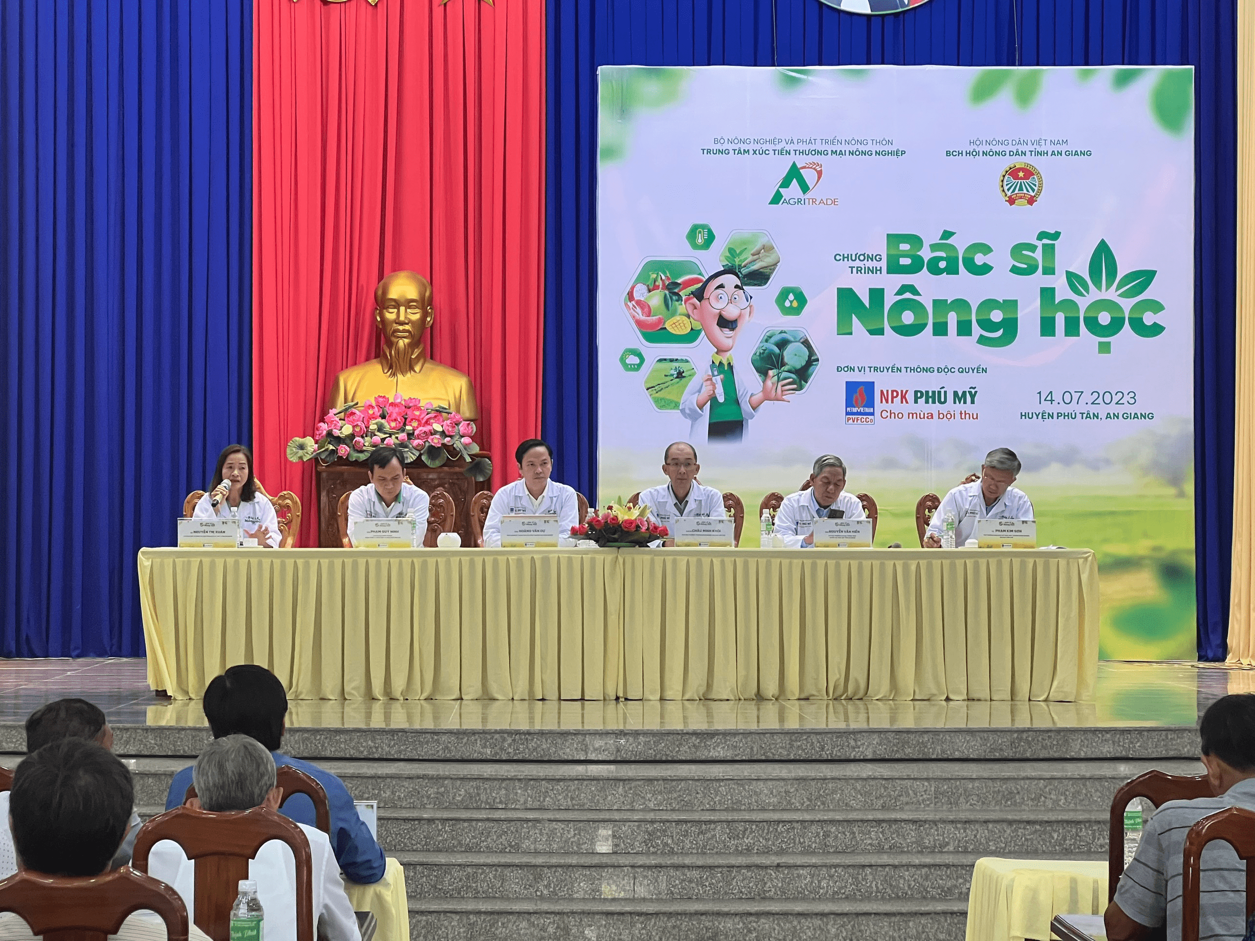 PVFCCo-PSW tham gia chương trình Bác sĩ nông học năm 2023