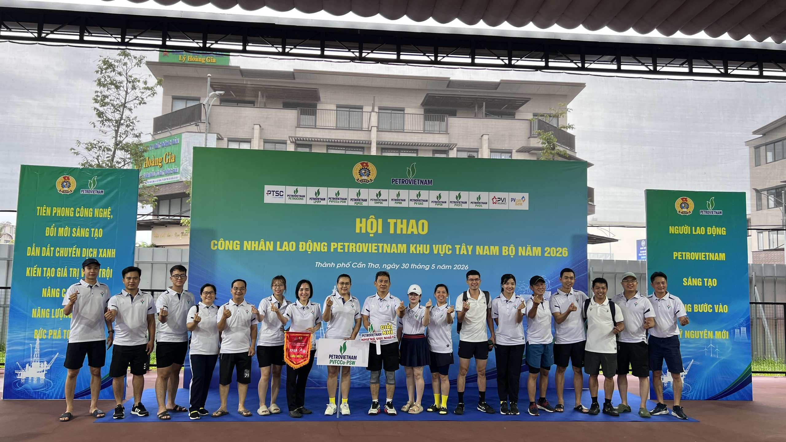 PVFCCO-PSW THAM GIA HỘI THAO NGÀNH DẦU KHÍ KHU VỰC TÂY NAM BỘ.