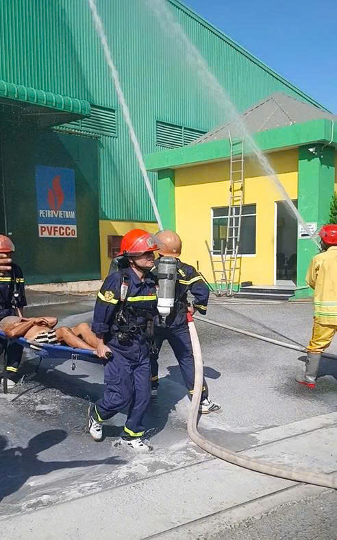 Thực tập phương án chữa cháy, cứu nạn cứu hộ năm 2026 tại kho PVFCCo An Giang